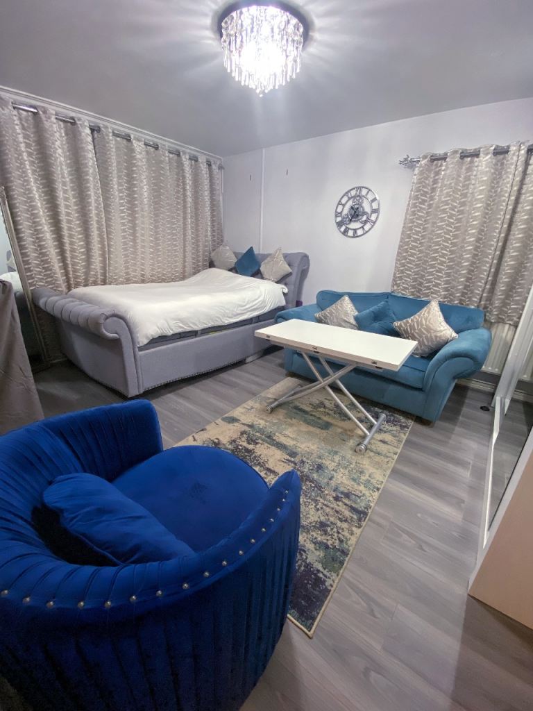 1 bedroom flat to yourself E1 Shadwell 