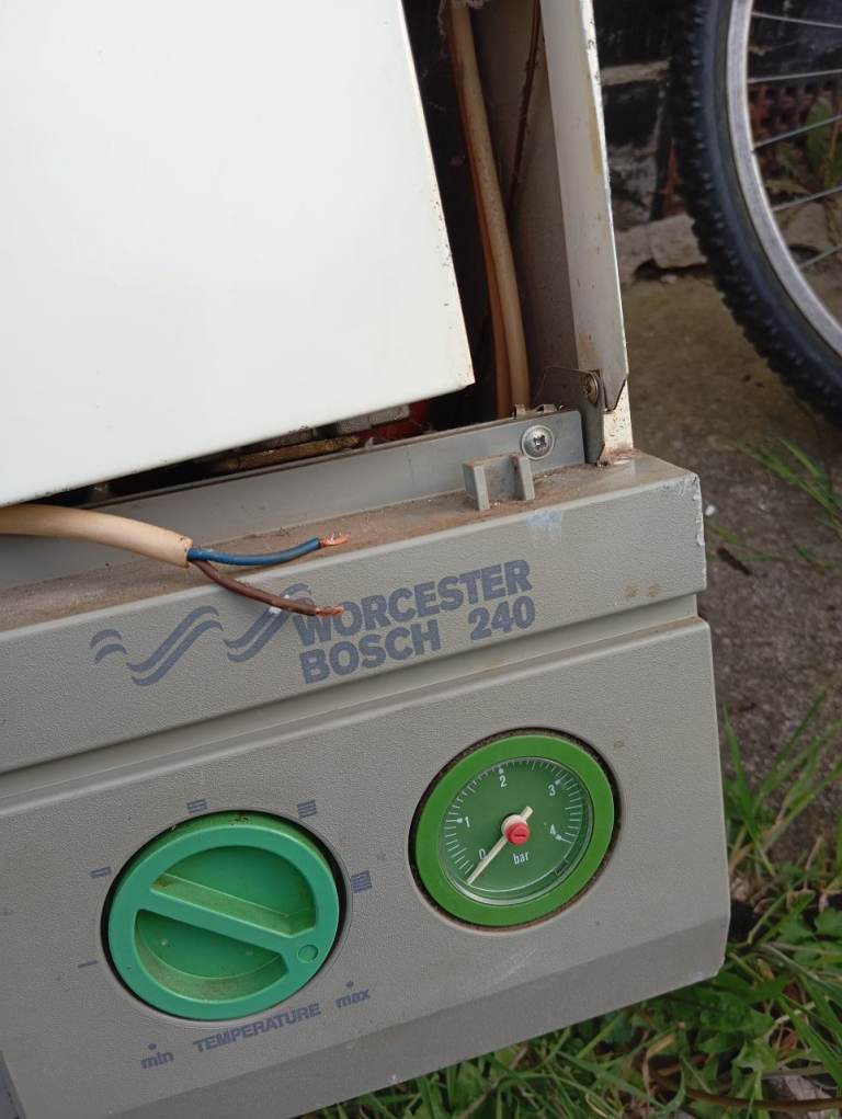 Worcester Bosch 240 boiler spares or repair