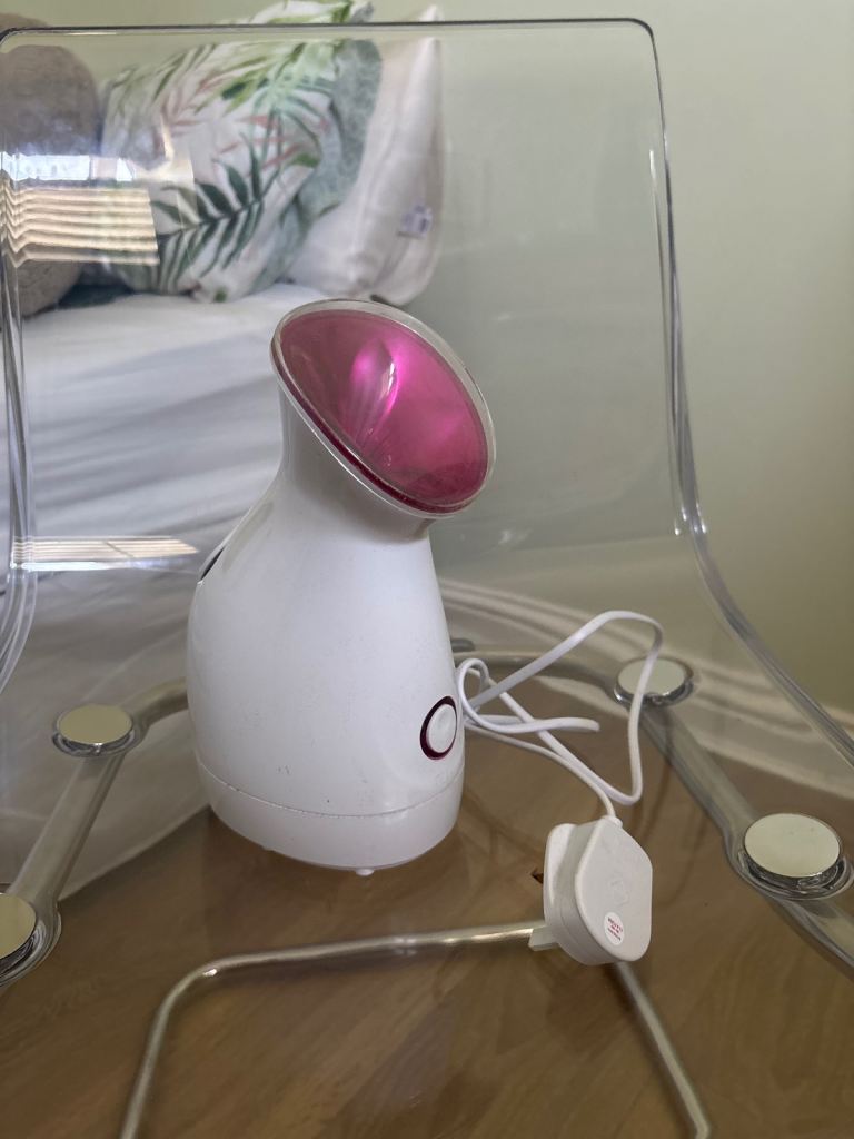 Facial Steamer – White and Pink, Hardly Used