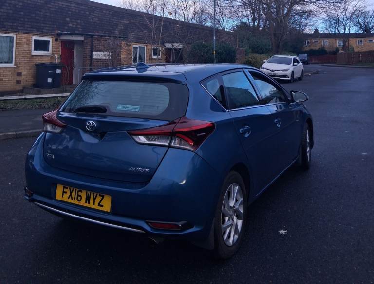 2016 Toyota auris automatic 1.2 Petrol Business edition Euro 6 