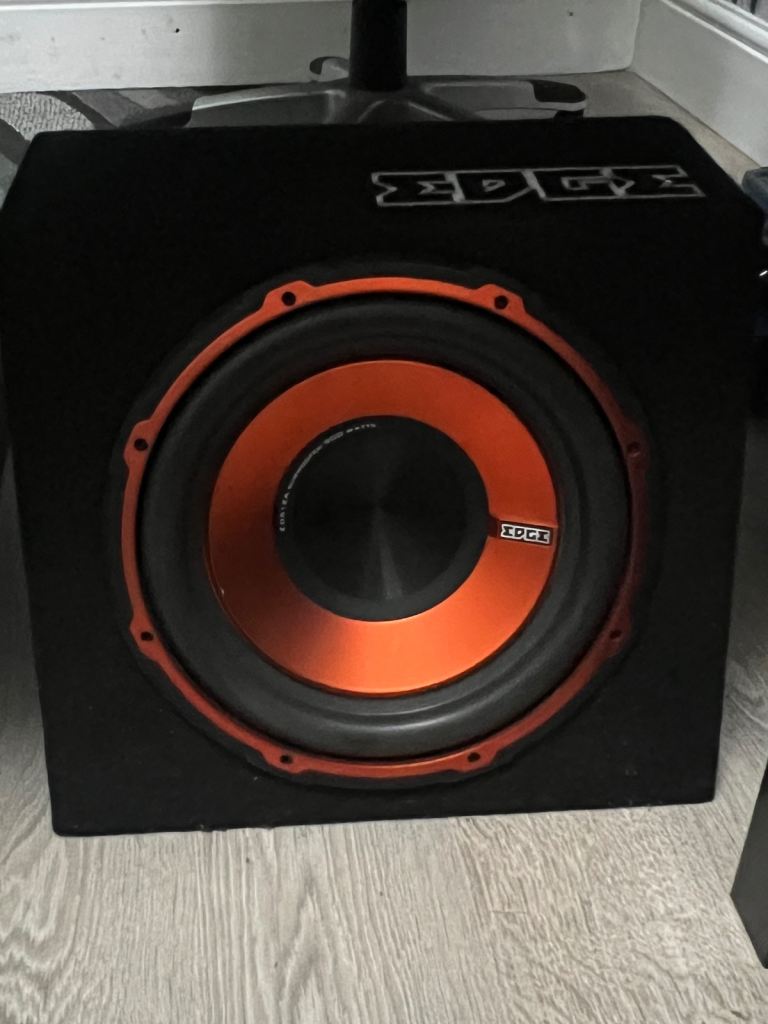 Edge bass box 900 watts 