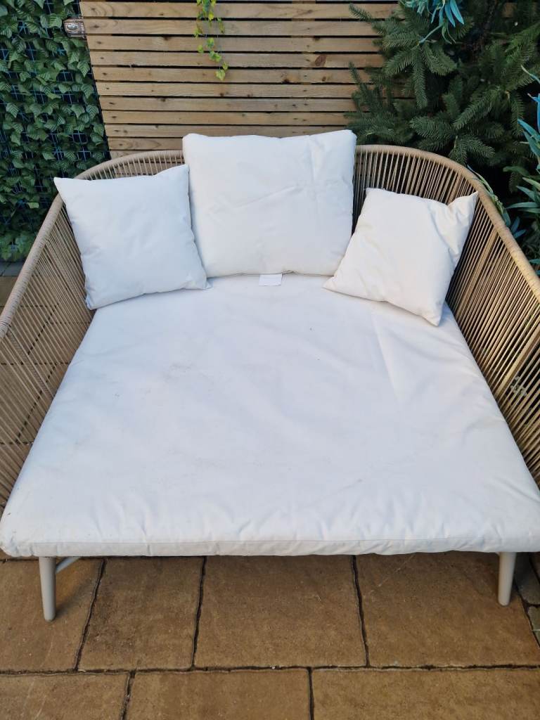 SOLD - Sun Lounger/ Day bed