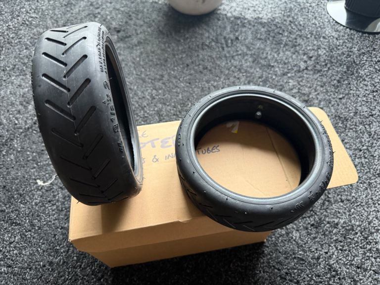 Brand new M365 Xiaomi e-scooter tyres + inner tubes 
