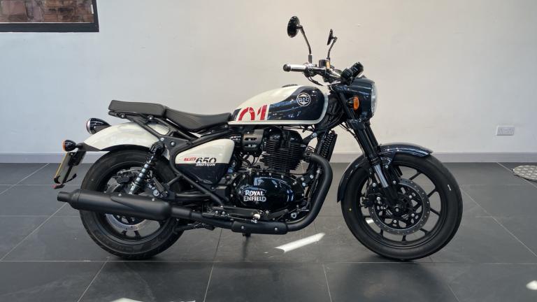 2024 Royal Enfield Shotgun 650 Base (24MY) CUSTOM Petrol Manual