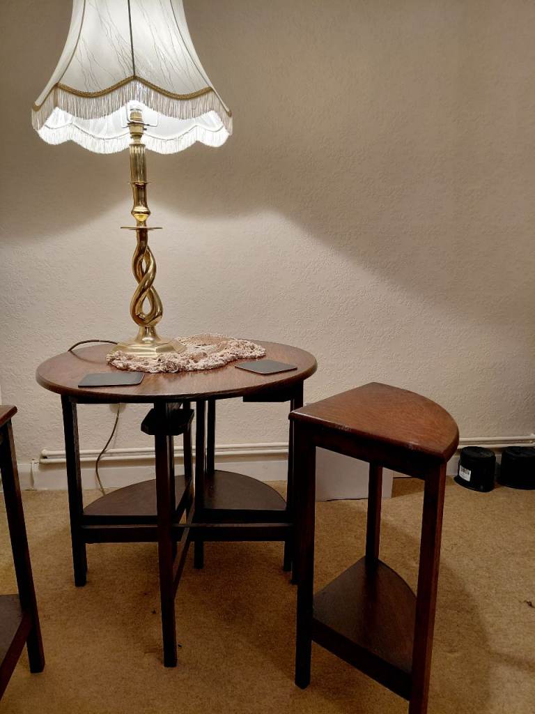 Circular Sidetable/Coffee Table