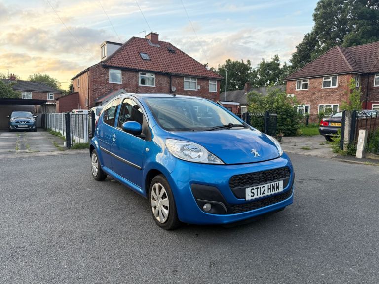 Peugeot, 107, Hatchback, 2012, Manual, 998 (cc), 5 doors