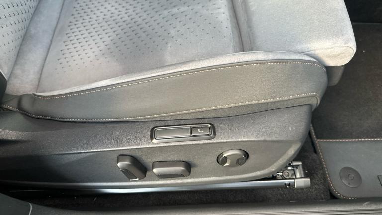 2024 Cupra Born 170kW e-Boost V3 77kWh 5dr Auto [5 Seat] Electric Hatchback Hatchback Electric Au...