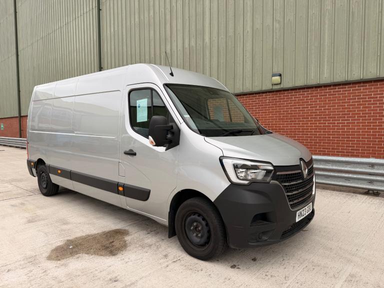 2023 Renault Master LM35dCi 135 Business+ Medium Roof Van LWB 2023 23 Plate PANEL VAN Diesel Manual