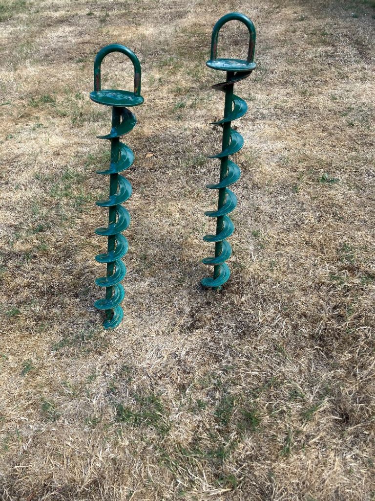 Pair of Green Metal Ground Anchors for Garden or Securing boats in boat parks, tents, trampolines 