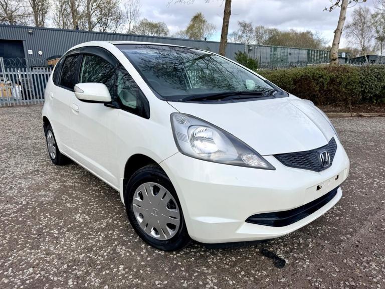 2009 Honda Fit ( JAZZ ) FRESH IMPORT 1.3 AUTOMATIC 5 DOOR HATCHBACK LOW MILEAGE ULEZ  Hatchback P...