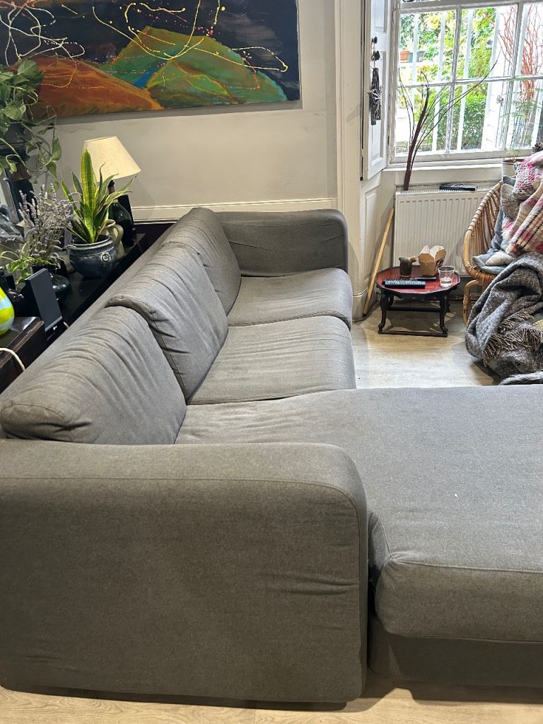 Grey Corner Sofa bed with Chaise Lounge – Good Condition