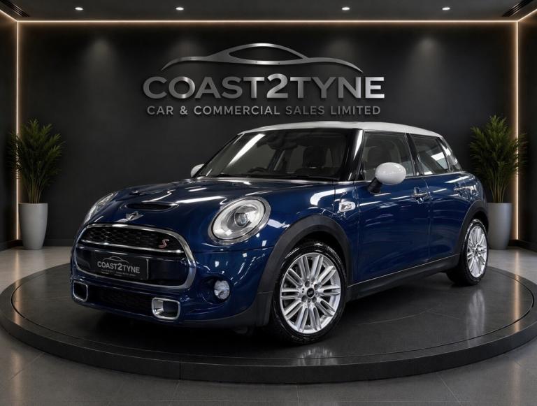 MINI HATCH 2.0 5-Door Hatch Cooper S 2015