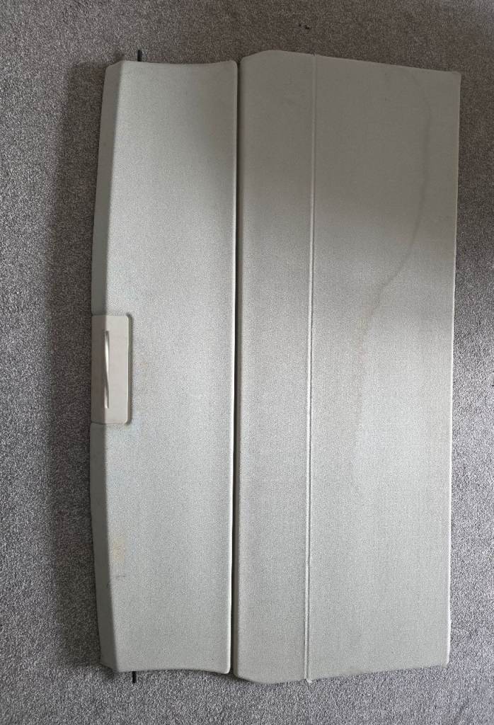 Range rover vogue parcel shelf cover blind