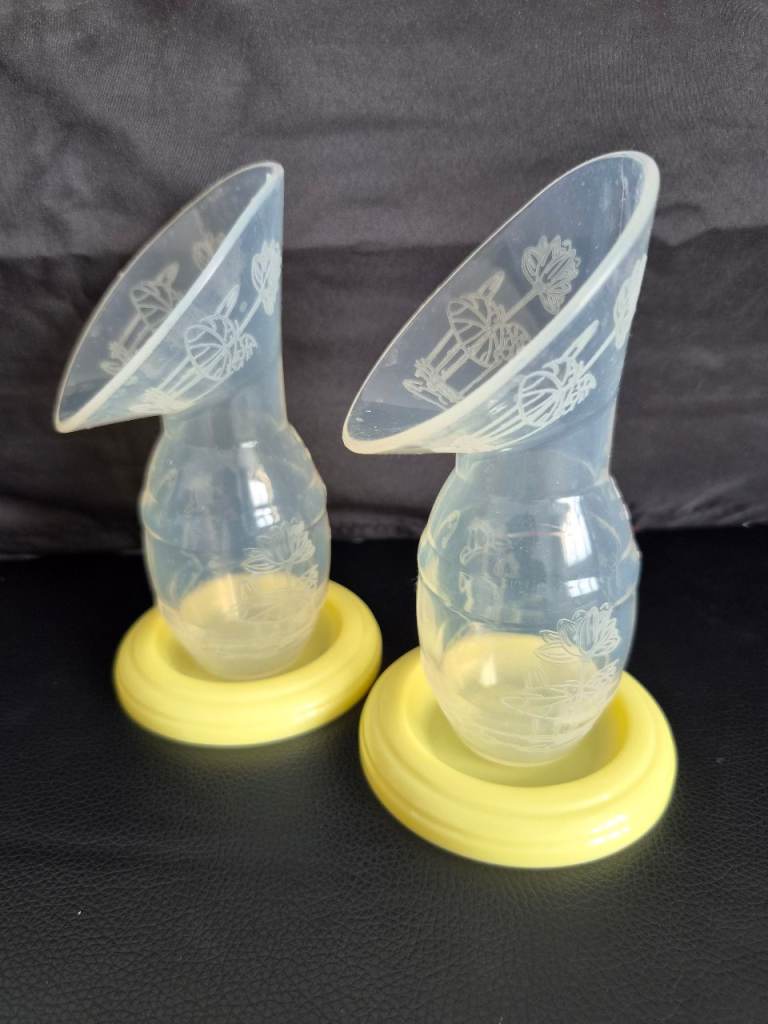 Free manual breast pumps