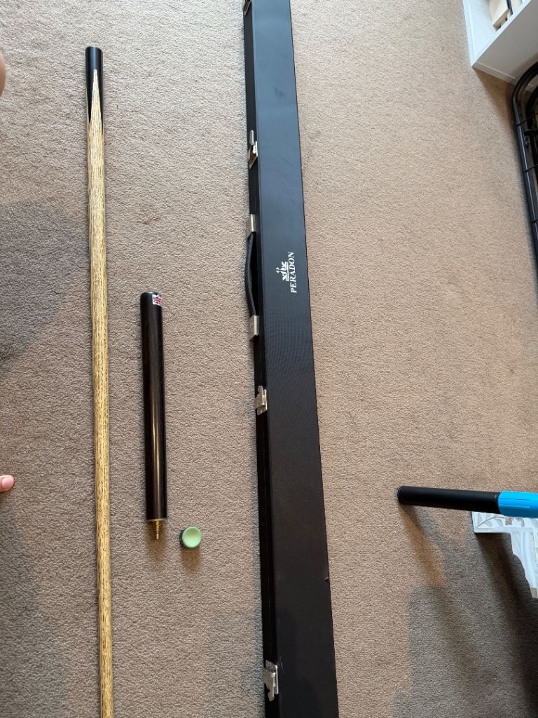 Snooker Cue Set – Peradon Century 3/4 Cue, Case & Accessories – Barely Used
