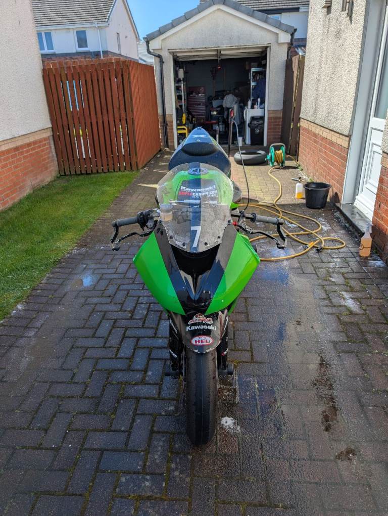 Zx10r race/track bike