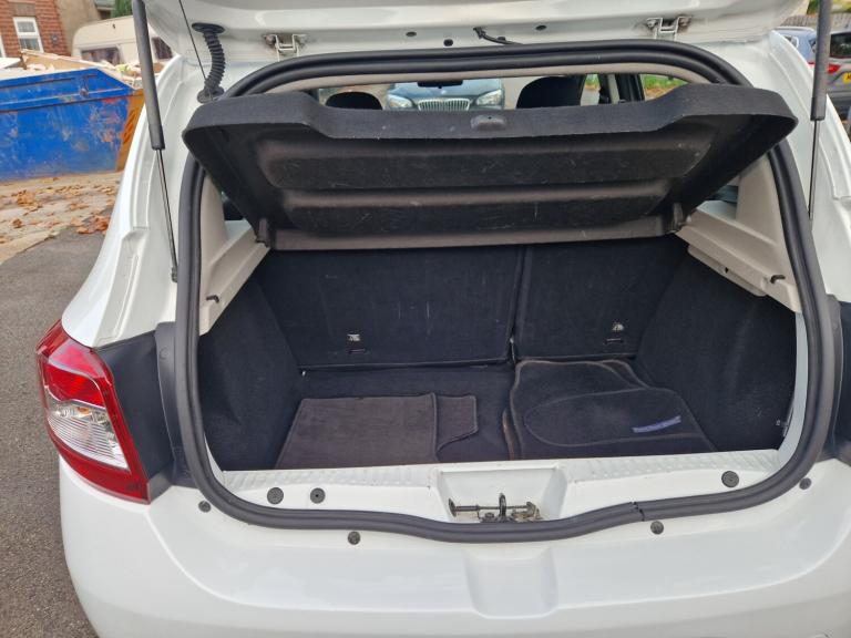 2016 Dacia Sandero 1.2 16V 75 Ambiance 5dr HATCHBACK Petrol Manual