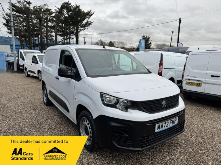 Peugeot Partner BLUEHDI PROFESSIONAL PREMIUM PLUS L1 AIR CON 6 SPEED 79K MILES