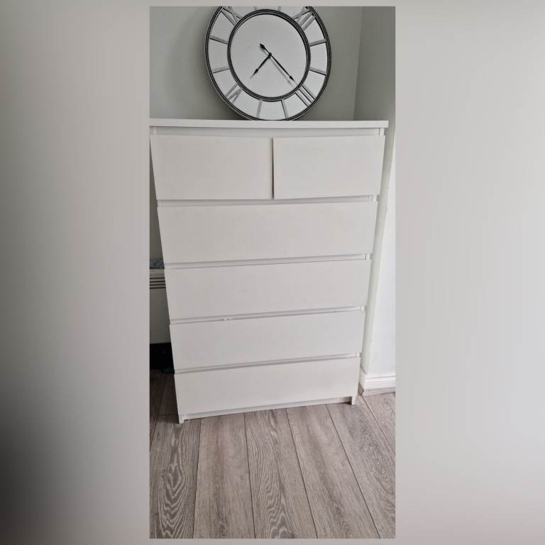 White Chest of Drawers - Good Condition