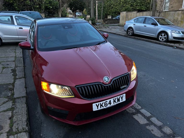 Skoda OCTAVIA VRs 64 plate 