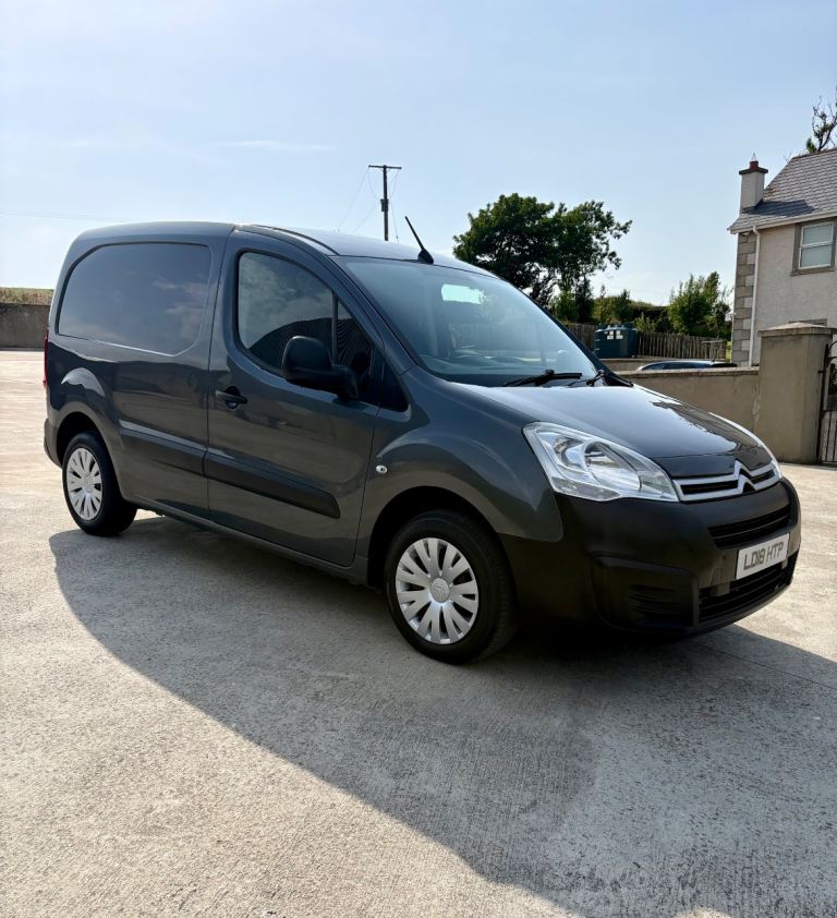 Citroen, BERLINGO, Grey Metallic , 2018, Manual, 1560 (cc)