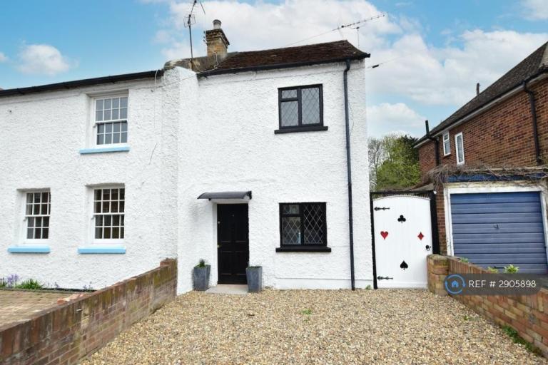 2 bedroom house in Coopers Row, Iver, SL0 (2 bed) (#2905898)