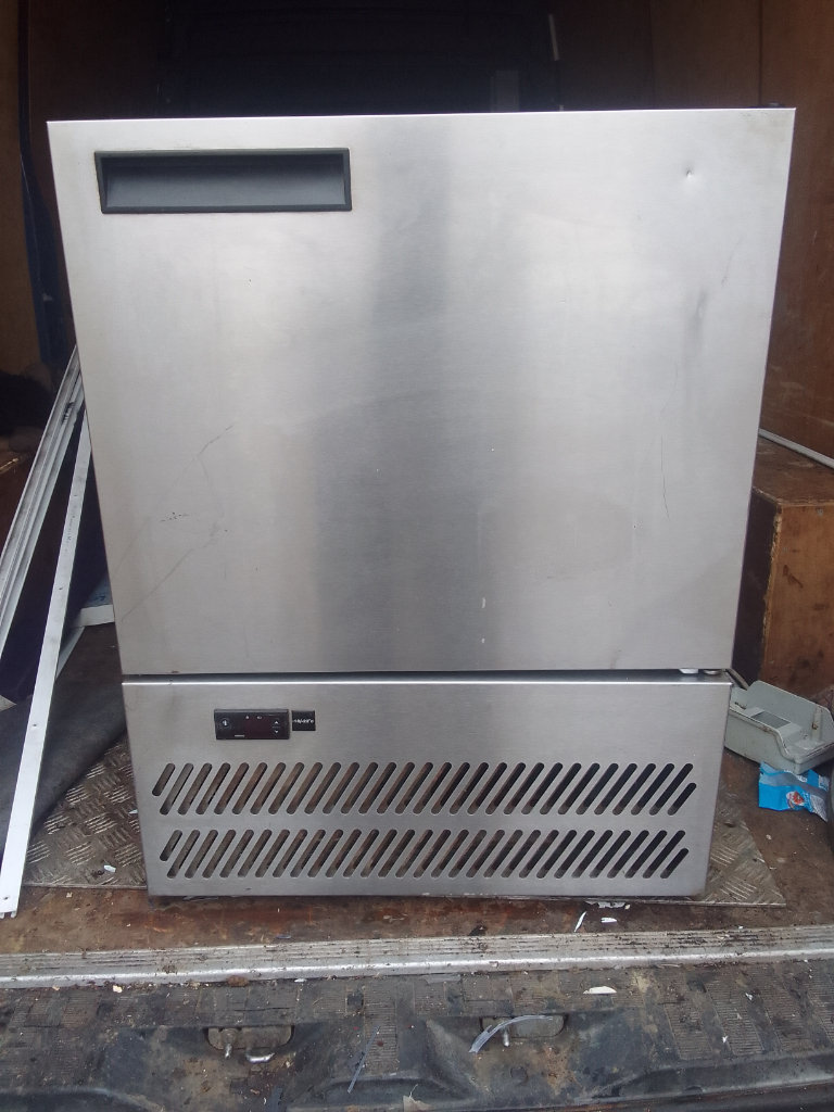 Catering equipment commercial restaurant kitchen trailer items 