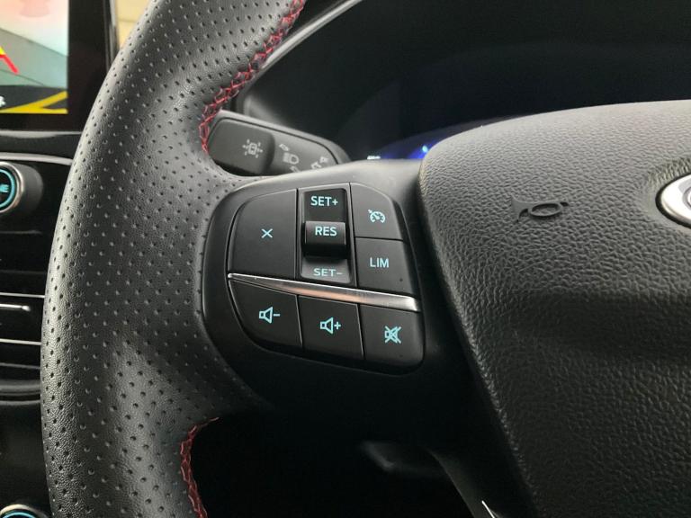 2022 Ford Kuga 2.5 EcoBoost Duratec 14.4kWh ST-Line SUV 5dr Petrol Plug-in Hybrid CVT Euro Suv PE...