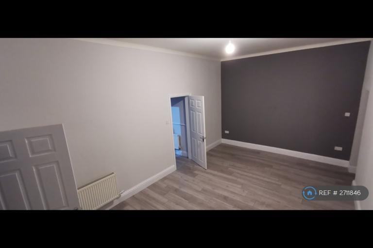 4 bedroom house in Ridley Terrace, Sunderland, SR2 (4 bed) (#2711846)