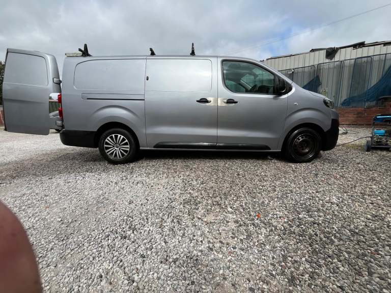 🔥 PEUGEOT EXPERT L2 PROFESSIONAL – £6,200 NO VAT – £4K RECENTLY SPENT – FULL HISTORY – RACKED 🔥