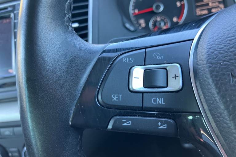 2018 Volkswagen Sharan 2.0 TDI SCR 150 SE Nav 5dr DSG MPV DIESEL Automatic