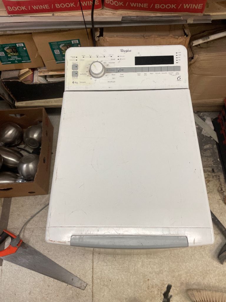 Slim washing machine