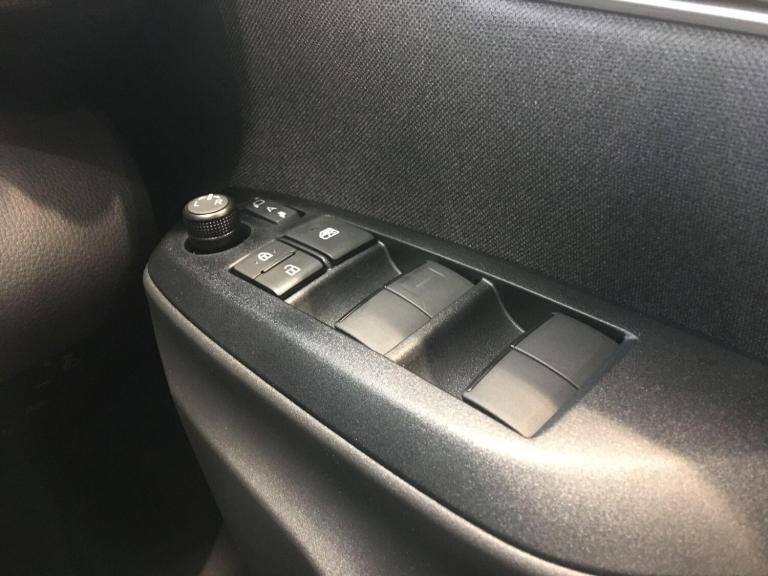 2025 Toyota Yaris 1.5 VVT-h Excel Hatchback 5dr Petrol Hybrid E-CVT Euro 6 (s/s) (130 ps) HATCHBA...