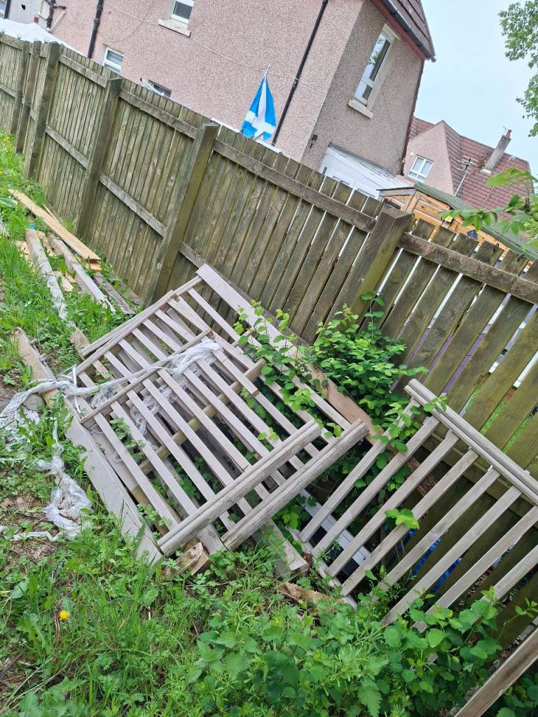 Free garden wood 