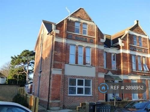 5 bedroom flat in Parkwood Road, Bournemouth, BH5 (5 bed) (#2898952)