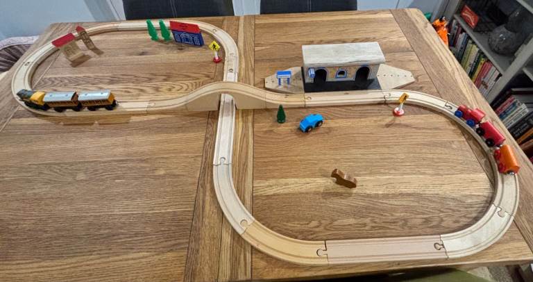 Wooden Train Track Set includes Trains/Station/Bridge & Accessories