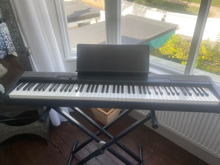 Casio electric piano full size with stand