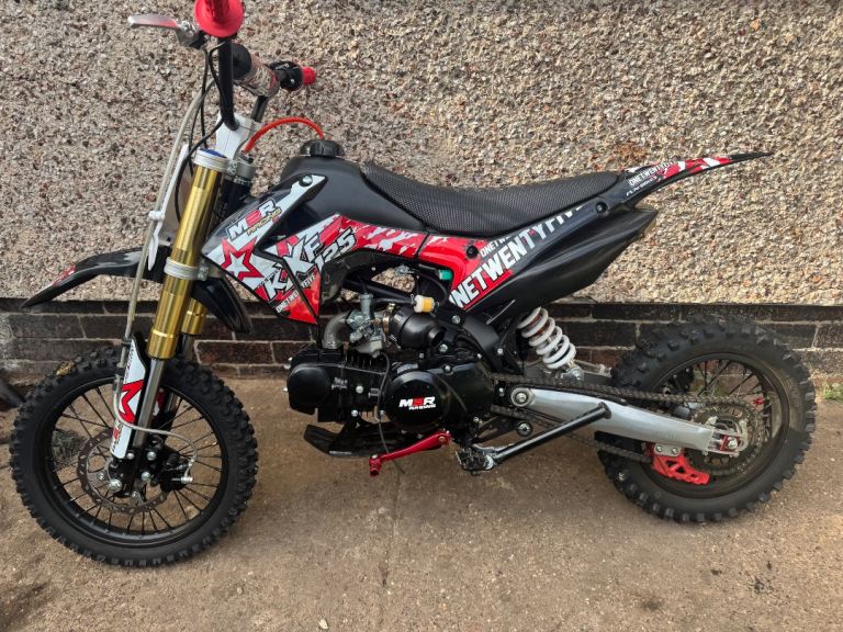 M2r 120cc pit bike