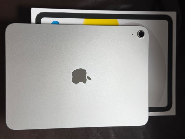 Apple iPad 11-inch 128GB Wi-Fi – As Good As New