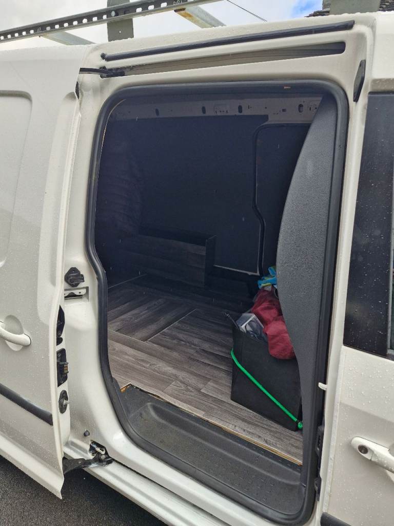 Volkswagen, CADDY MAXI, Panel Van, 2015, Manual, 1598 (cc)