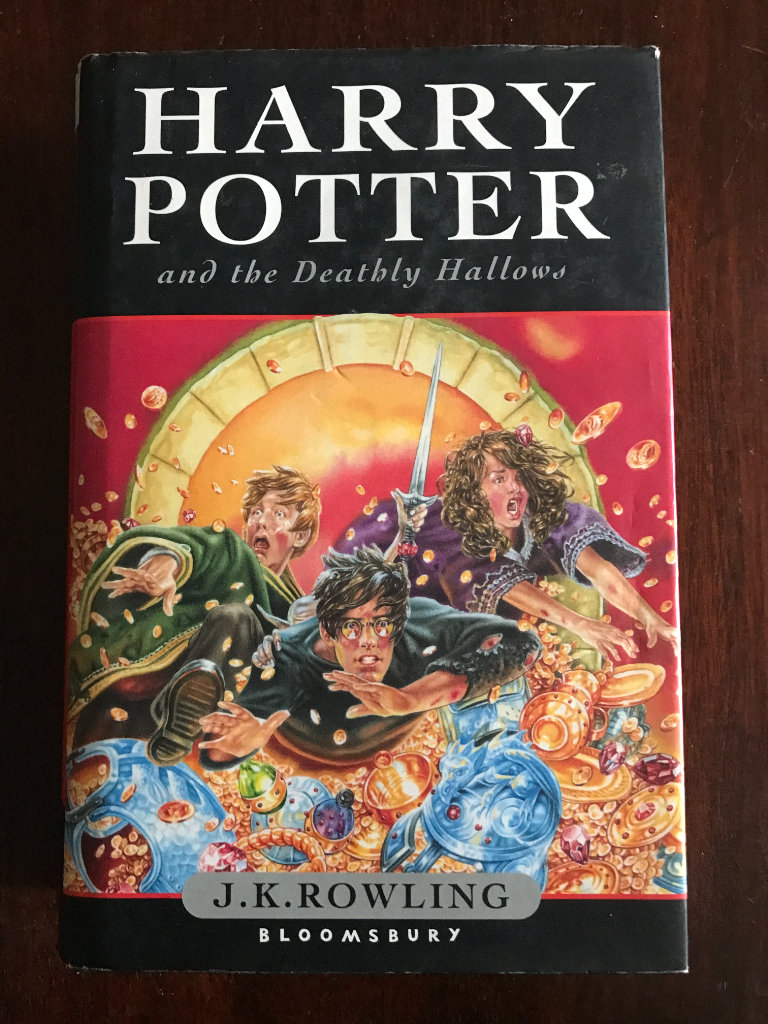 Harry Potter 1st edition book (Harry Potter & the Deathly Hallows)