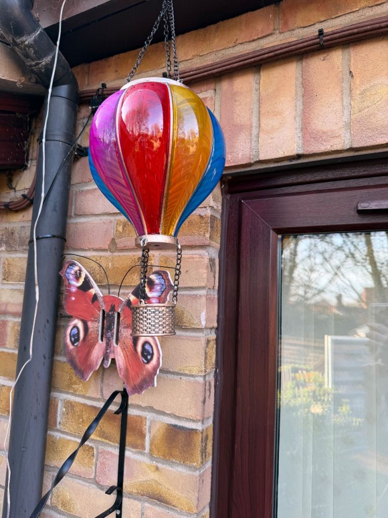 Solar balloons mobiles to ten each wind chime 