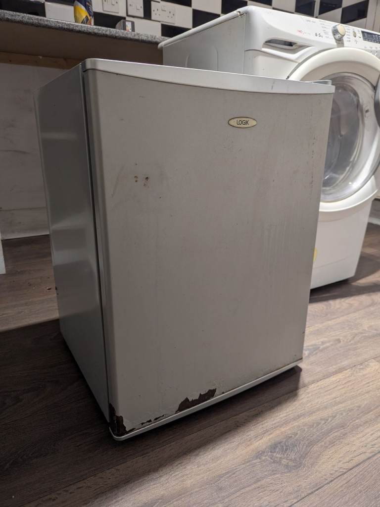 LOGIK LTT68S23 Mini Fridge - Silver Table Top fridge with Chill compartment