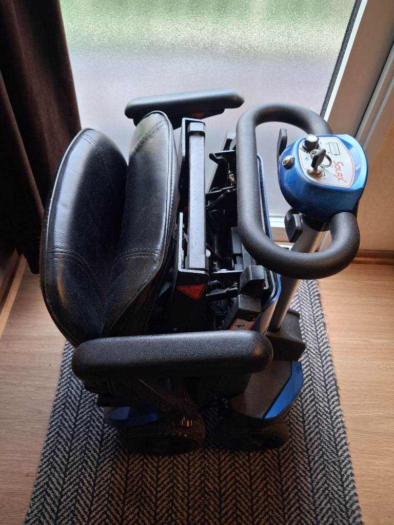 Solax easy life self folding mobility scooter 