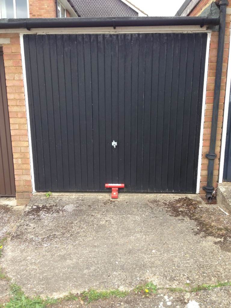 LOCK UP GARAGE TO RENT IN CENTRAL TUNBRIDGE WELLS, 