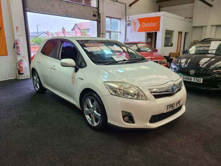 2011 Toyota Auris 1.8 VVTi Hybrid T Spirit Automatic 5-Door HATCHBACK Petrol/Electric Hybrid Auto...