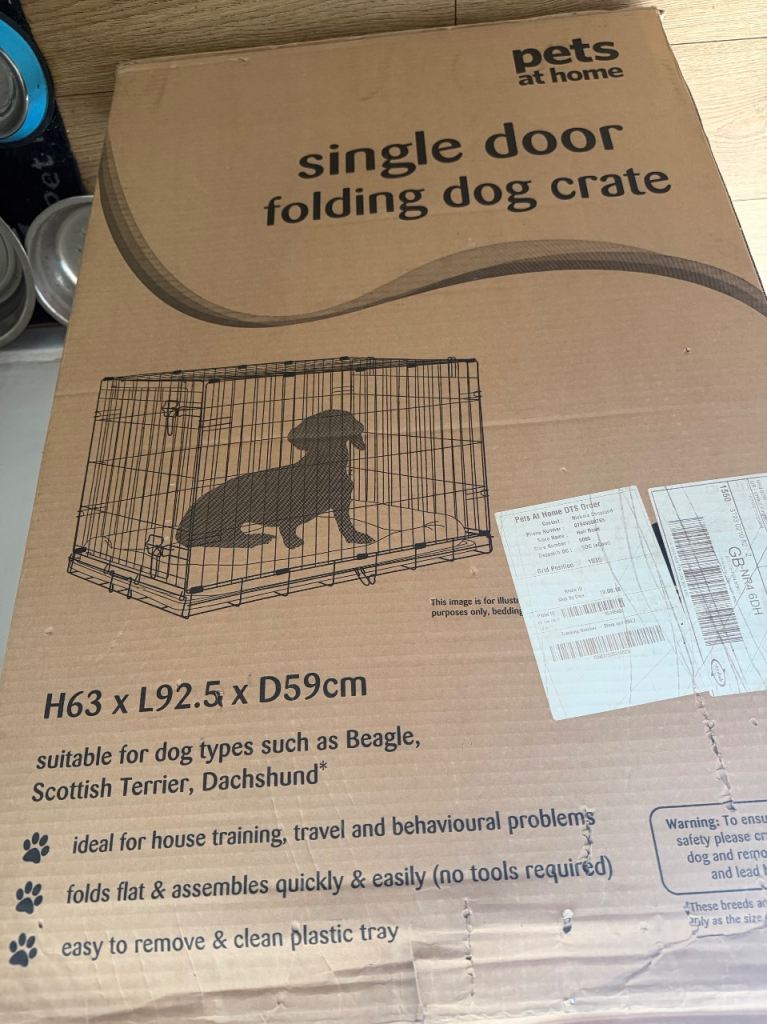Dog crate 