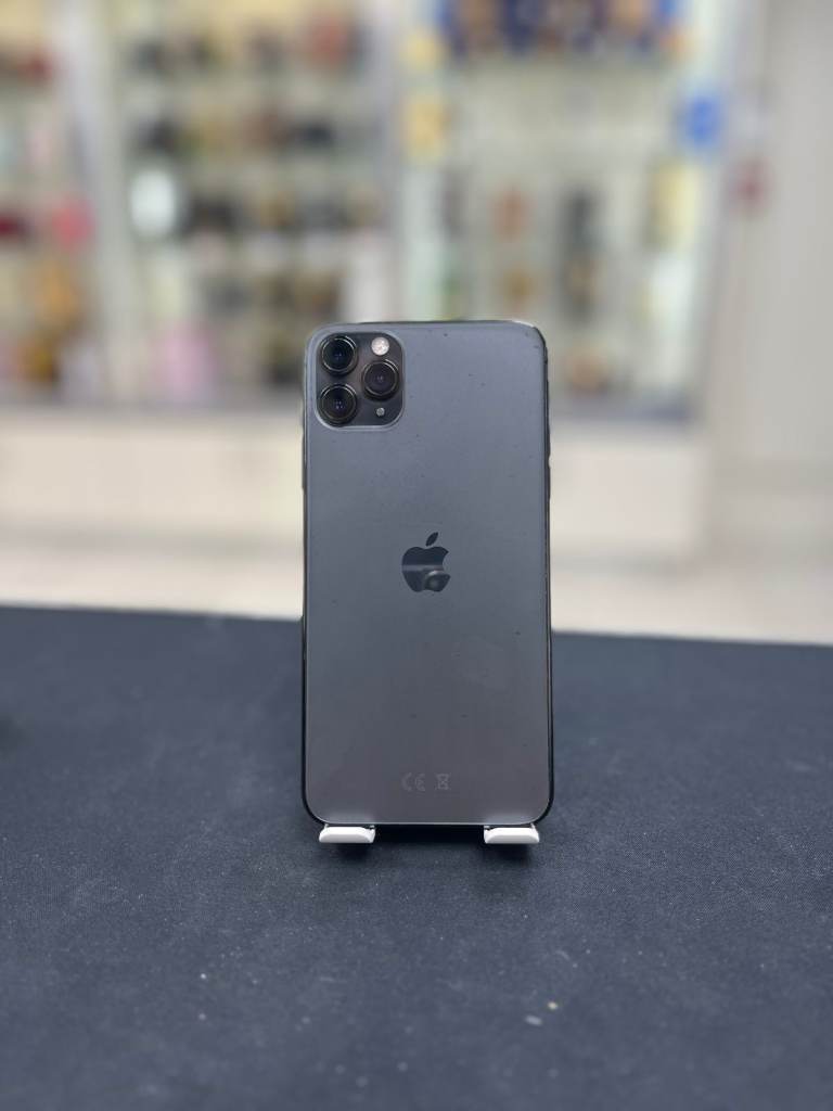 Apple iPhone 11 Pro Max 256GB Unlocked in Excellent Condition