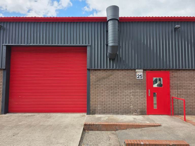 Industrial Unit / Warehouse / Garage To Let – 3143 Sq Ft – Pontcynon, CF45 4EP. NO DEPOSIT!