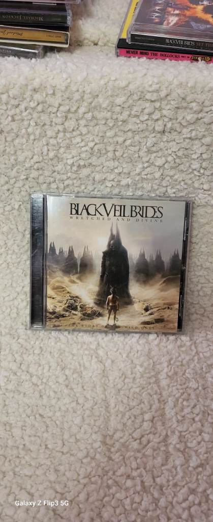 Black Veil Brides Wretched And Divine CD